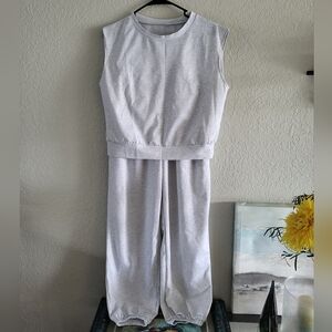 Matching Athletic 2-piece Set Pants & Sleeveless Top Gray Activewear Set Sz M